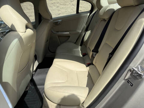 2015 Volvo S60 T5 Drive-E Premier