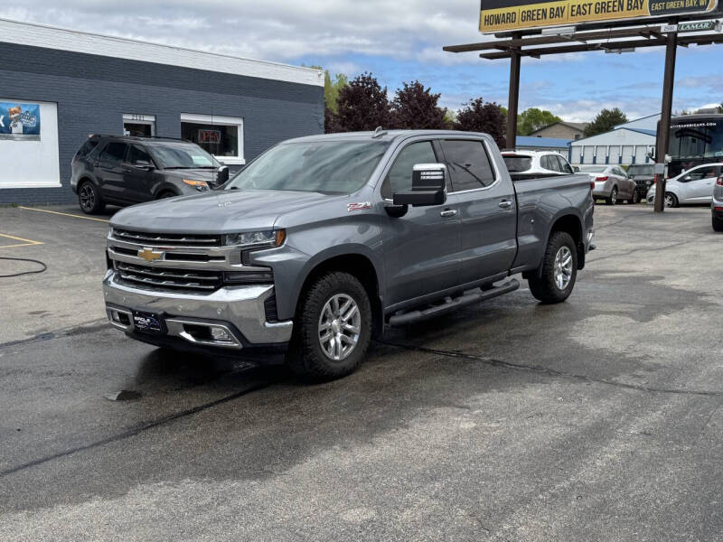 Used 2020 Chevrolet Silverado 1500 LTZ with VIN 1GCUYGEL3LZ100647 for sale in Green Bay, WI
