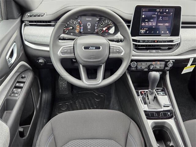 2025 Jeep Compass Sport