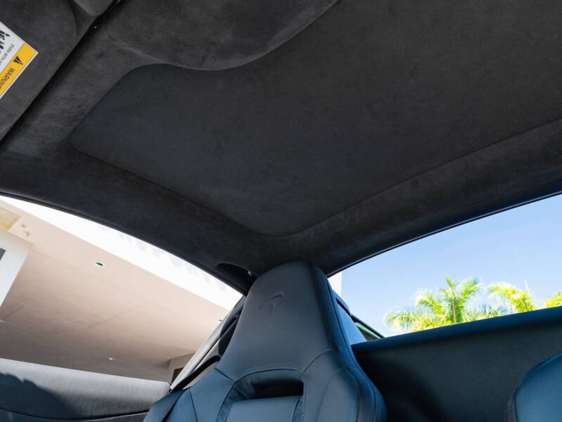 2024 McLaren 750S Spider