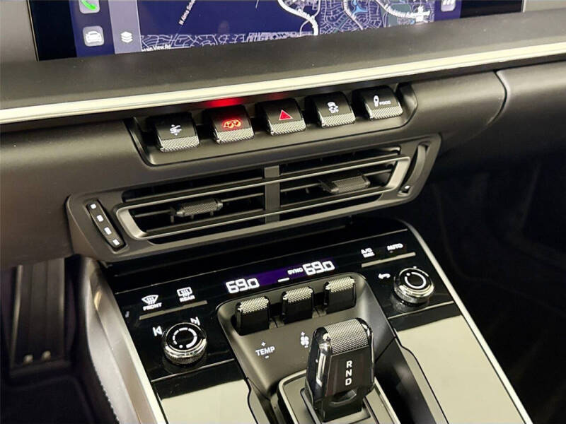 2024 Porsche 911 Turbo S