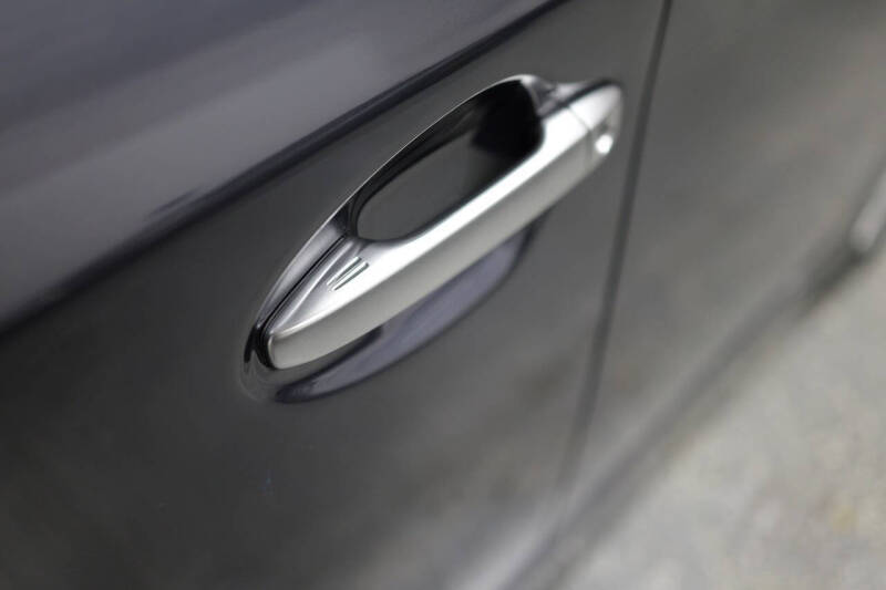 2013 Toyota Prius Plug-in Hybrid Advanced