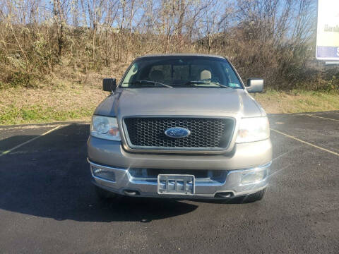 2004 Ford F-150 for sale at KANE AUTO SALES in Greensburg PA