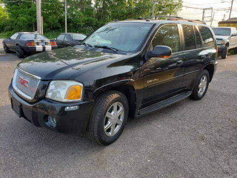 2005 GMC Envoy for sale at MEDINA WHOLESALE LLC in Wadsworth OH