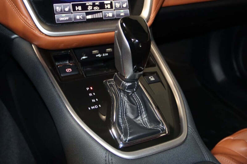 2021 Subaru Legacy Touring XT