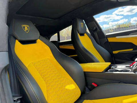 2019 Lamborghini Urus