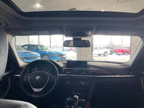 2015 BMW 3 Series 328i xDrive