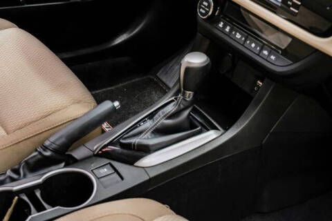 2015 Toyota Corolla LE