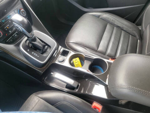 2017 Ford C-MAX Energi Titanium