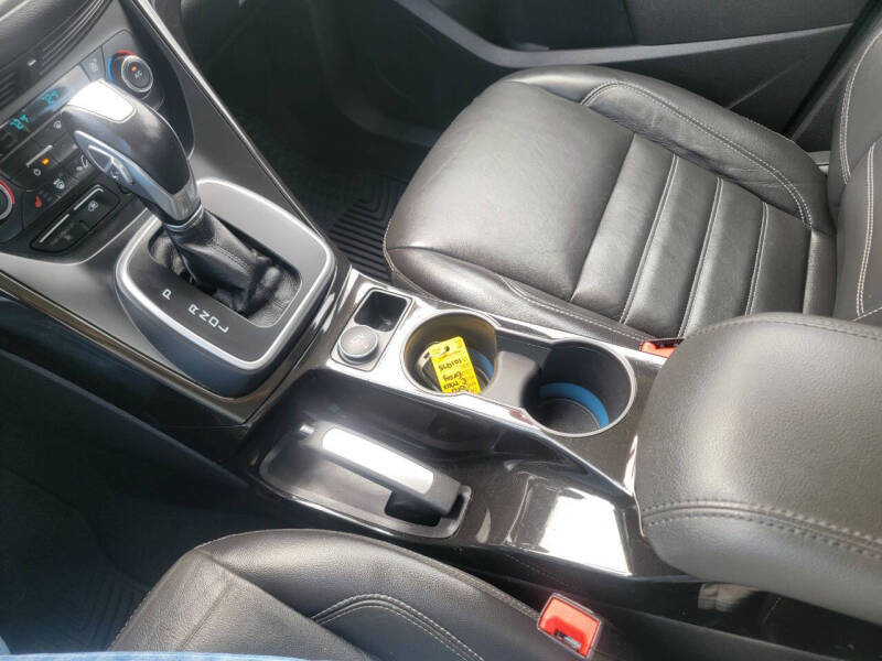 2017 Ford C-MAX Energi Titanium