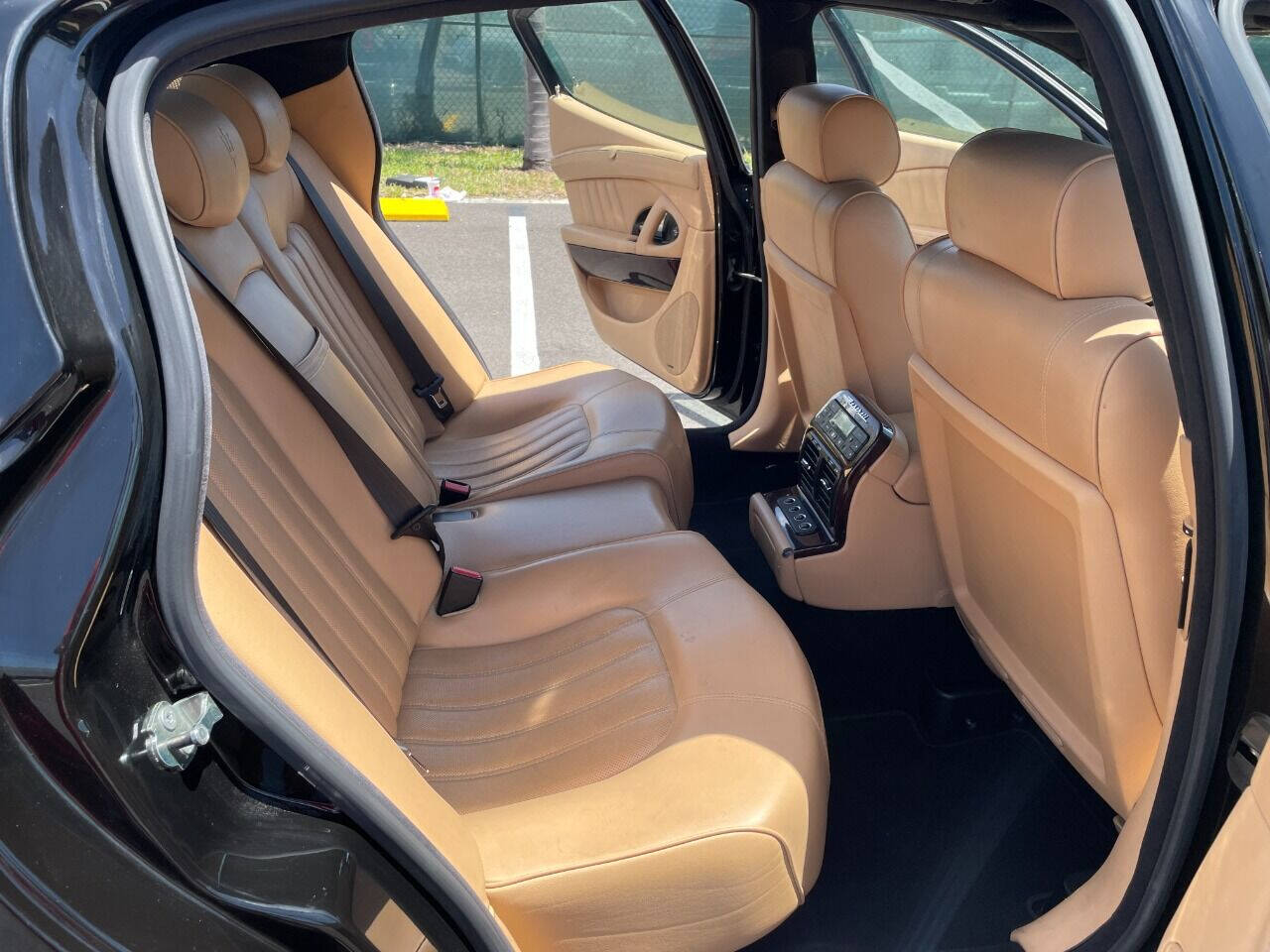 2007 Maserati Quattroporte Sedan - $15,900