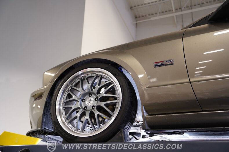 2005 Ford Mustang