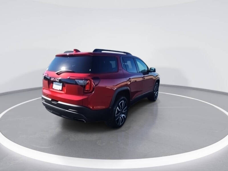 2021 GMC Acadia SLT