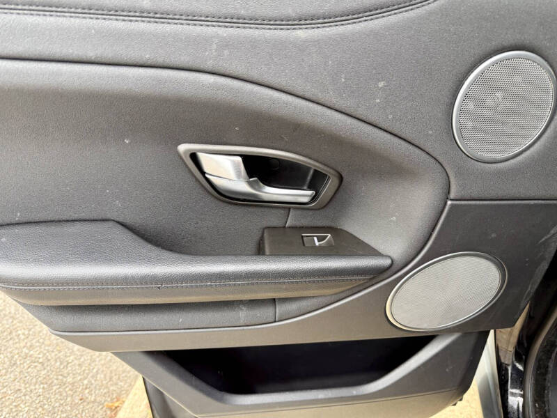 2017 Land Rover Range Rover Evoque SE