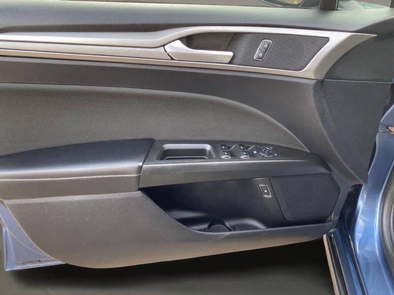 2019 Ford Fusion Hybrid SE