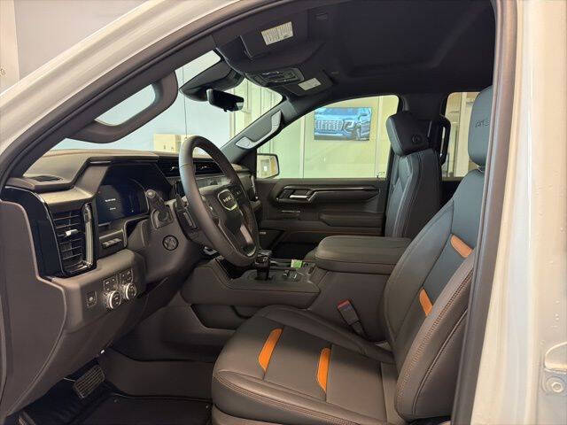 2026 GMC Sierra 1500 AT4 - Photo 13