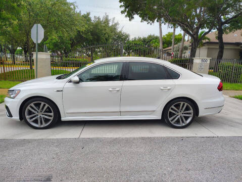 2017 Volkswagen Passat 1.8T R-Line