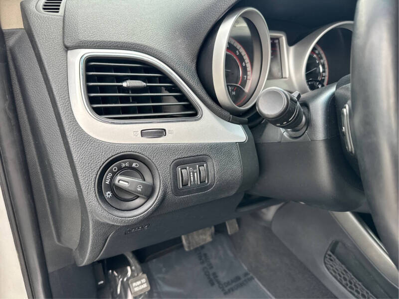 2011 Dodge Journey Crew