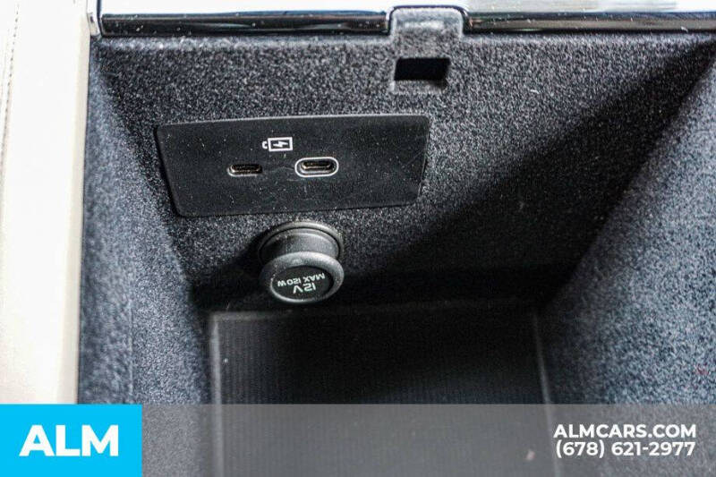 2025 Volvo XC90 B6 Plus Bright Theme 7P