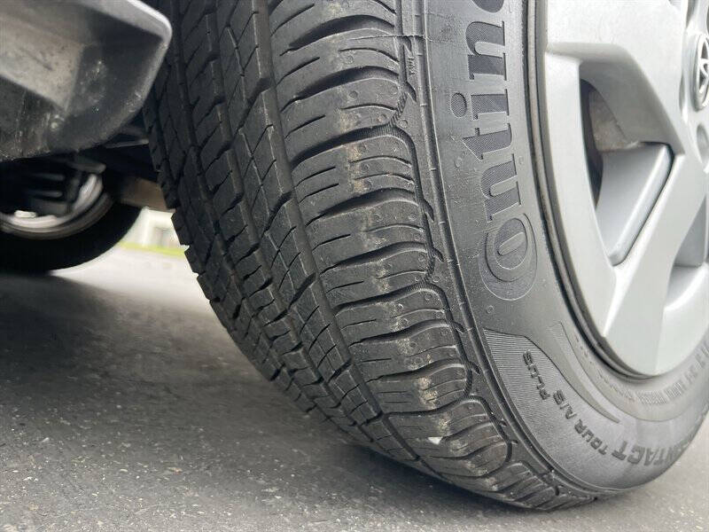 2011 Toyota Prius Three