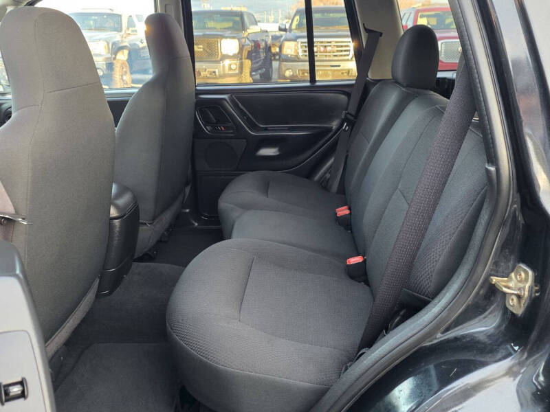 2003 Jeep Grand Cherokee Laredo