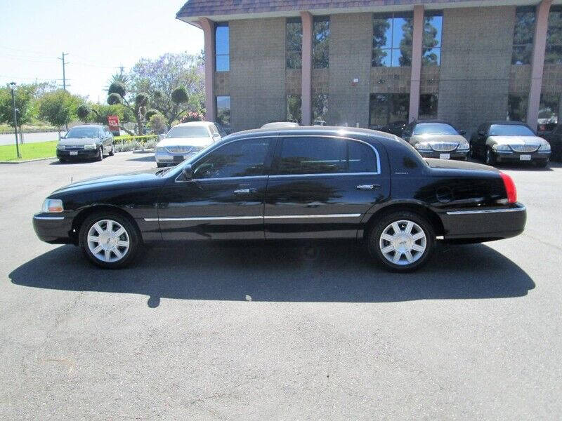 2011 Lincoln Town Car Executive L