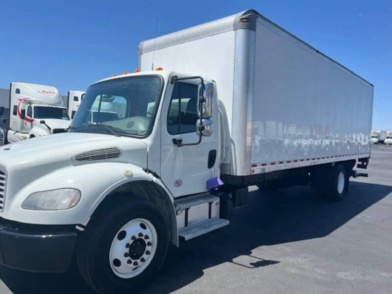2018 Freightliner M2 106