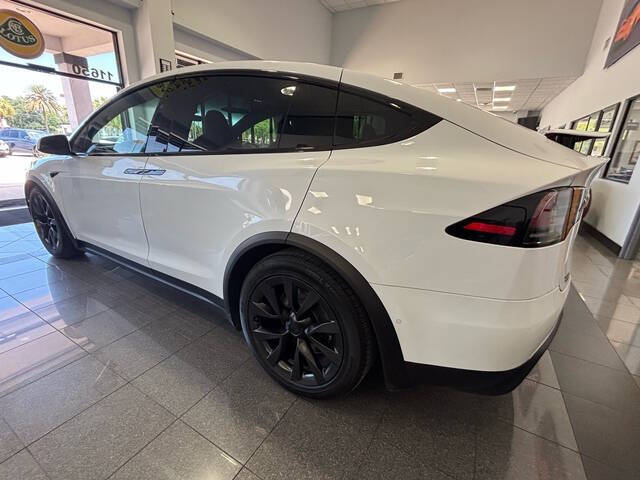 2022 Tesla Model X 3