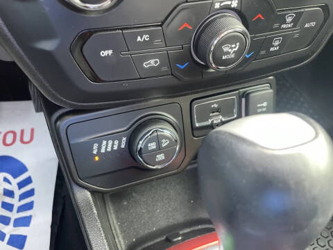 2020 Jeep Renegade Trailhawk