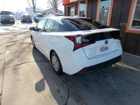 2021 Toyota Prius LE
