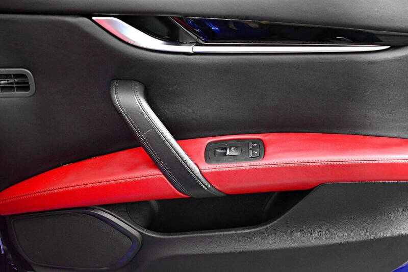 2017 Maserati Ghibli S