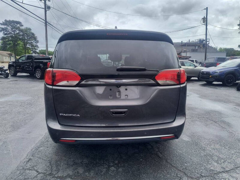 2018 Chrysler Pacifica Touring L Plus