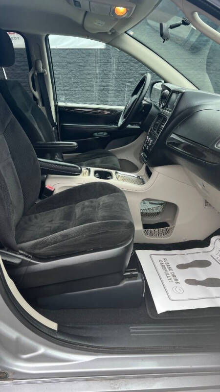 2016 Dodge Grand Caravan SXT