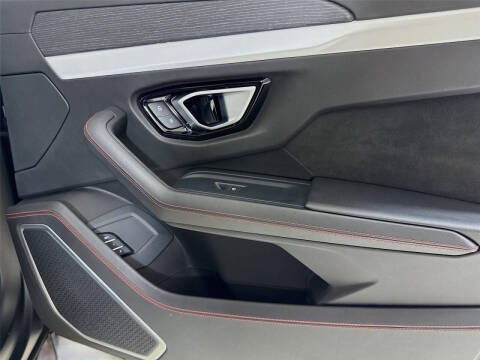 2020 Lamborghini Urus