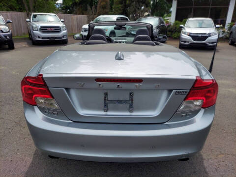 2012 Volvo C70 T5