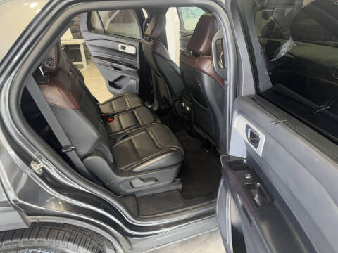 2020 Ford Explorer Platinum