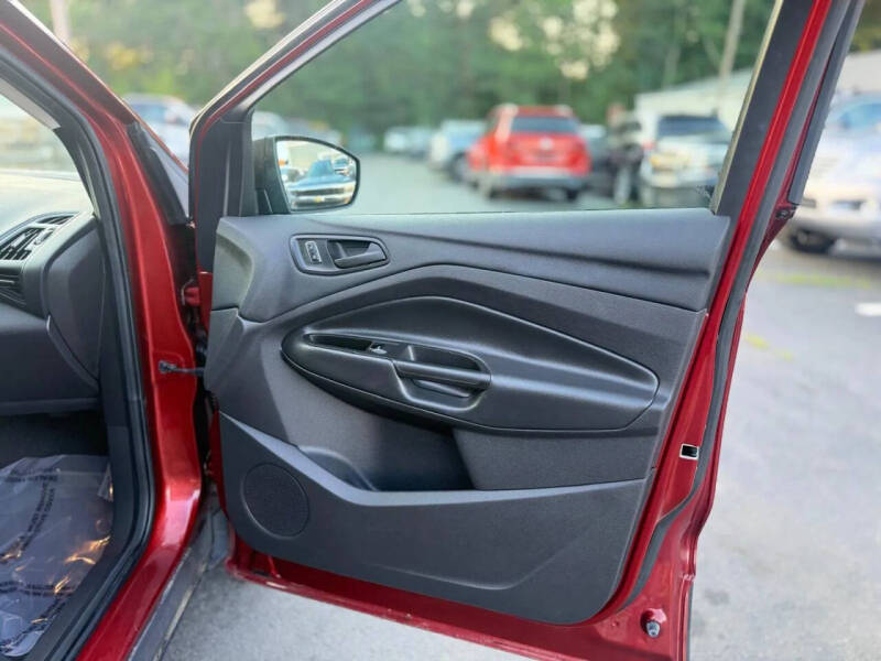 2015 Ford Escape S