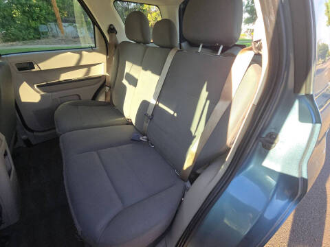 2011 Ford Escape XLS