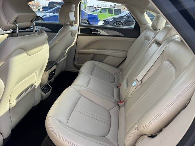 2017 Lincoln MKZ Premiere