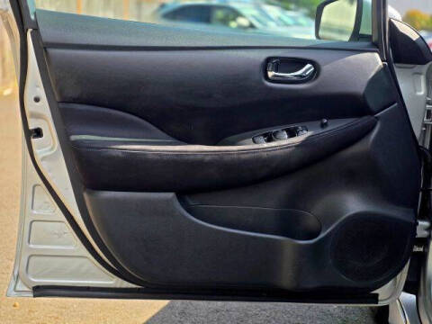 2018 Nissan LEAF S