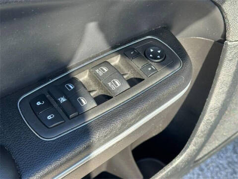 2022 Chrysler 300 S V6