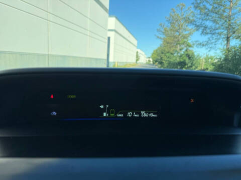 2012 Toyota Prius v Three