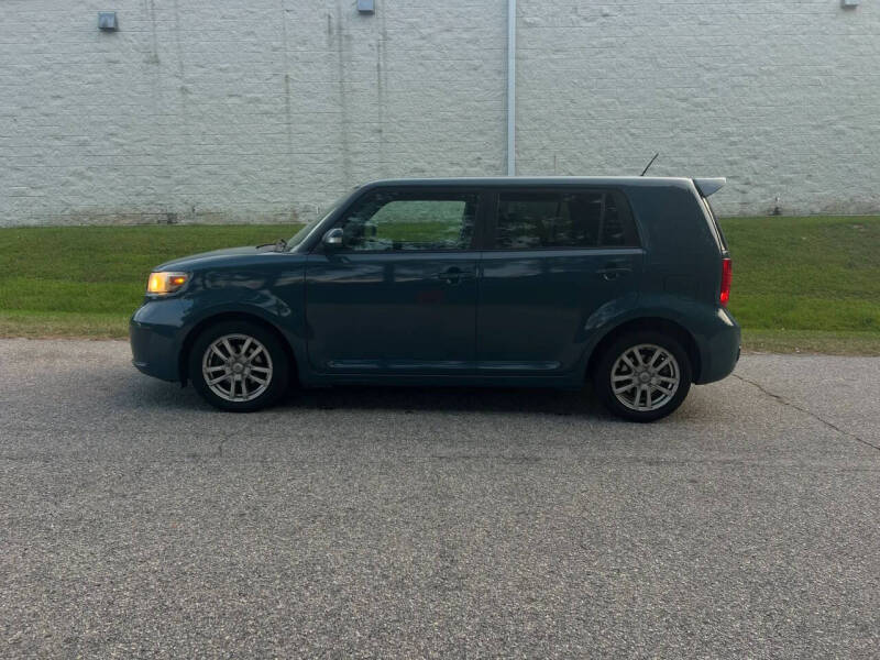 2009 Scion xB