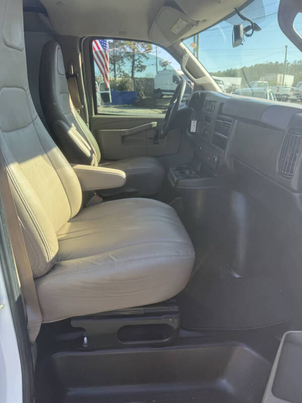 2017 Chevrolet Express 2500