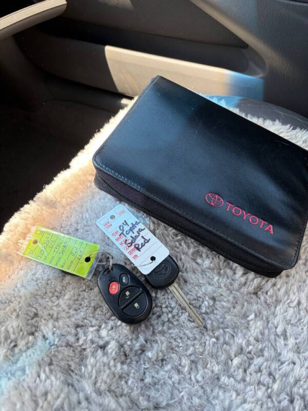 2004 Toyota Camry Solara SLE