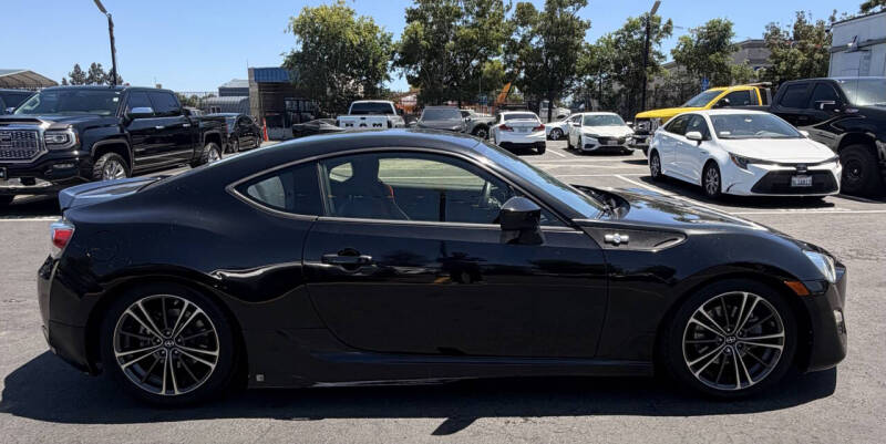 2013 Scion FR-S