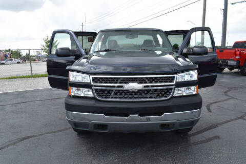 2005 Chevrolet Silverado 2500HD LS