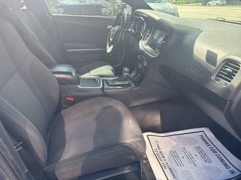 2015 Dodge Charger SXT