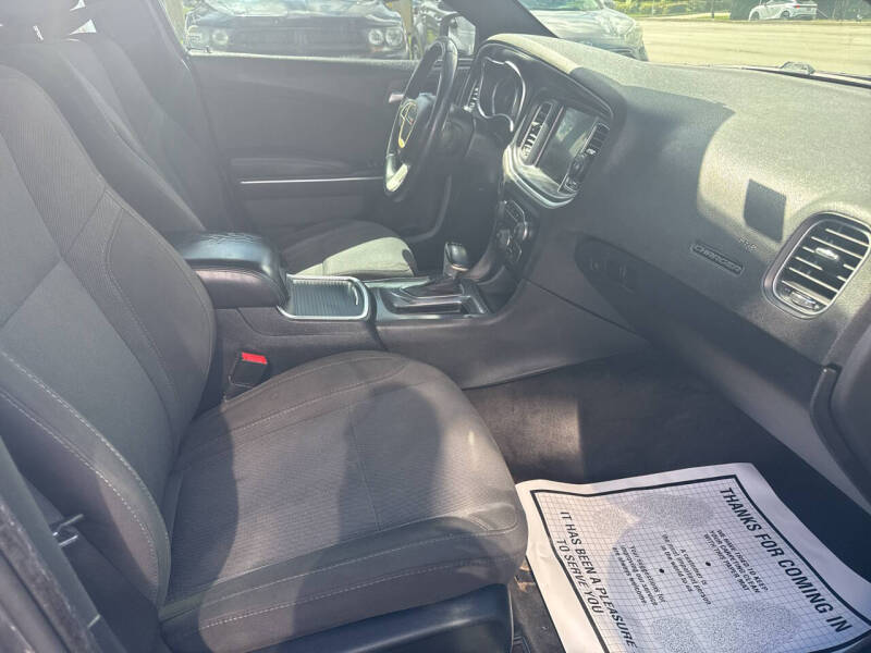 2015 Dodge Charger SXT