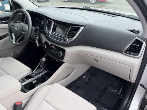 2017 Hyundai Tucson SE